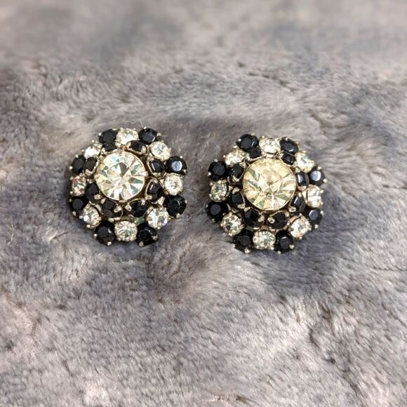 Vintage 60's Black & Clear Rhinestone Button Clip Earrings - Picture 4 of 11